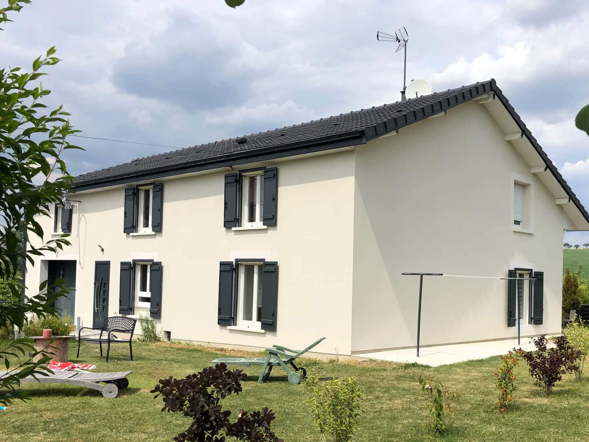 Ravalement de façade - LI TOITURE Rhône